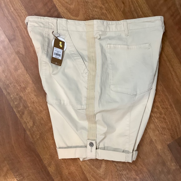 NWT Denver Hayes Womens Shorts Sz 18 - Picture 6 of 11